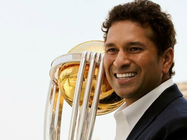 বাদ পড়ার ভয়ে একদিনের ক্রিকেট থেকে অবসর নিতে বাধ্য হন শচীন? বাদ পড়ার ভয়ে একদিনের ক্রিকেট থেকে অবসর নিতে বাধ্য হন শচীন?