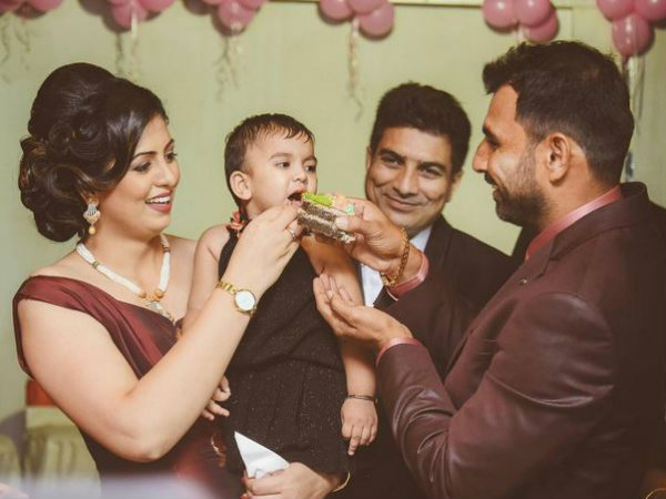কোলের মেয়ে হাসপাতালের আইসিইউতে, ইডেন টেস্ট জেতালেন শামি কোলের মেয়ে হাসপাতালের আইসিইউতে, ইডেন টেস্ট জেতালেন শামি