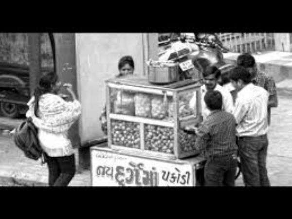 গণেশ টকিস ক্রসিং