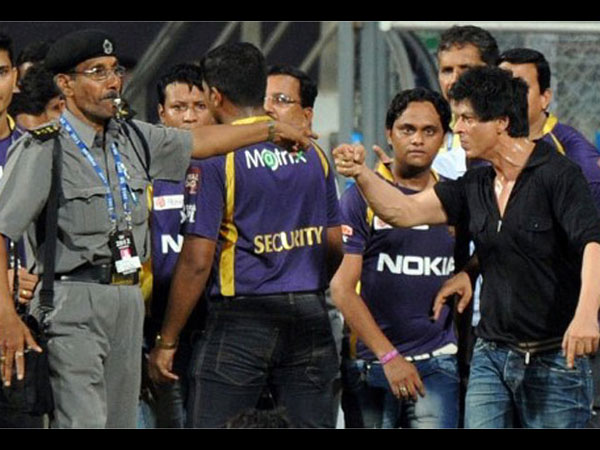 শাহরুখকে ব্যান ওয়াংখেড়েয়