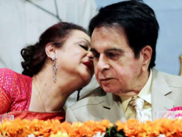 দিলীপ-সায়রা সাক্ষাৎ