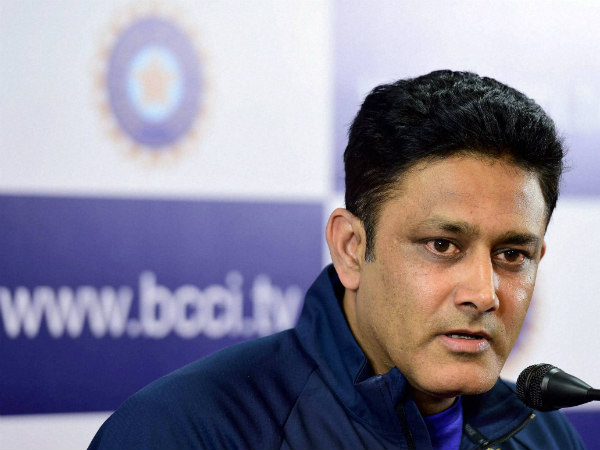 ভারতীয় দলের অন্তত ১০ জন খেলোয়াড় চাইছেন না কোচ থাকুন কুম্বলে! ভারতীয় দলের অন্তত ১০ জন খেলোয়াড় চাইছেন না কোচ থাকুন কুম্বলে!