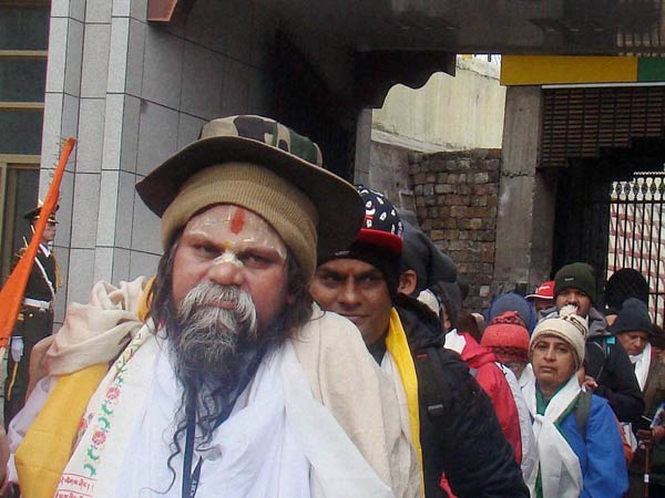 চিনের নিষেধাজ্ঞাকে বুড়ো আঙুল দেখিয়ে, বিকল্প যাত্রাপথে মানস সরোবরে তীর্থযাত্রীরা চিনের নিষেধাজ্ঞাকে বুড়ো আঙুল দেখিয়ে, বিকল্প যাত্রাপথে মানস সরোবরে তীর্থযাত্রীরা