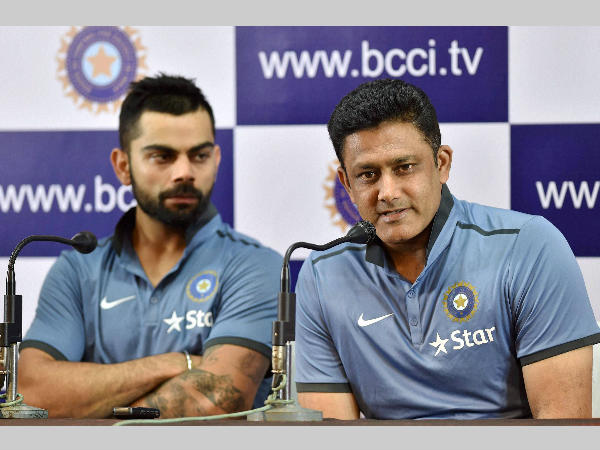 ভারত-পাক ফাইনালের আগে টিম মিটিং-এ কুম্বলেকে গালিগালাজ করেন বিরাট! দাবি সূত্রের ভারত-পাক ফাইনালের আগে টিম মিটিং-এ কুম্বলেকে গালিগালাজ করেন বিরাট! দাবি সূত্রের