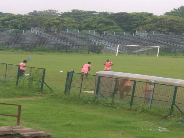 লাল হলুদ অনুশীলন লাল হলুদ অনুশীলন