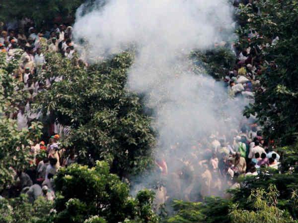 গান্ধী ময়দানে ফের মিলল তাজা বোমা গান্ধী ময়দানে ফের মিলল তাজা বোমা