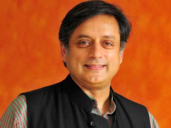 শশী থারুর ও ভাষা উদ্যোগ