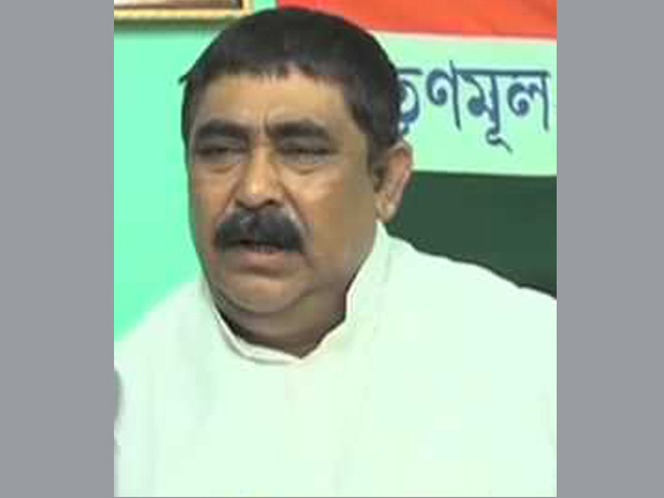 মোদীকে একহাত