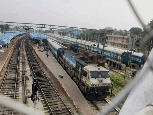 ভারতীয় রেলওয়ে ভারতীয় রেলওয়ে
