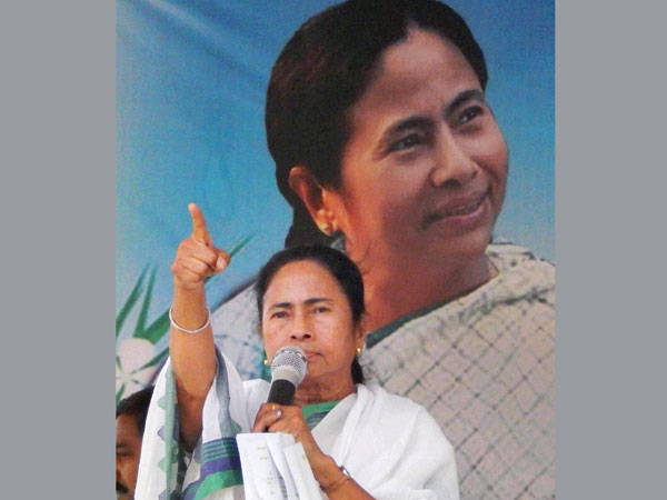 বাংলার ভোট বাজারে সারদা কেলেঙ্কারি মমতা বন্দ্যোপাধ্যায়ের ক্ষেত্রে বড় ইস্যু বাংলার ভোট বাজারে সারদা কেলেঙ্কারি মমতা বন্দ্যোপাধ্যায়ের ক্ষেত্রে বড় ইস্যু