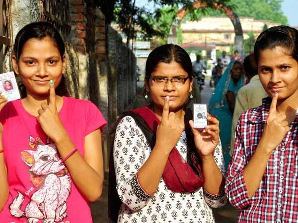 দেশের ৭ রাজ্যের ৬৪ আসনে চলছে ভোটগ্রহণ, বিহারে দুপুর ২টো পর্যন্ত ভোট পড়ল ৪৪.২২ শতাংশ দেশের ৭ রাজ্যের ৬৪ আসনে চলছে ভোটগ্রহণ, বিহারে দুপুর ২টো পর্যন্ত ভোট পড়ল ৪৪.২২ শতাংশ