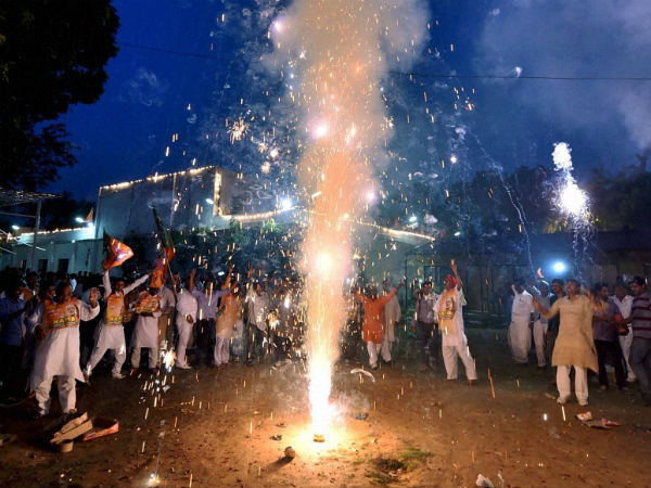 ভিআইপি অতিথিরা