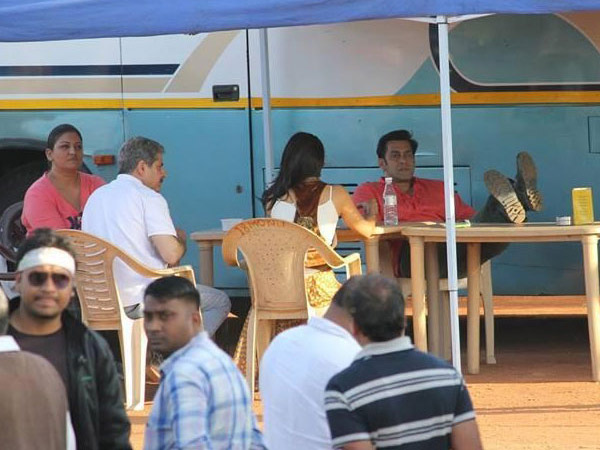 একসঙ্গে
