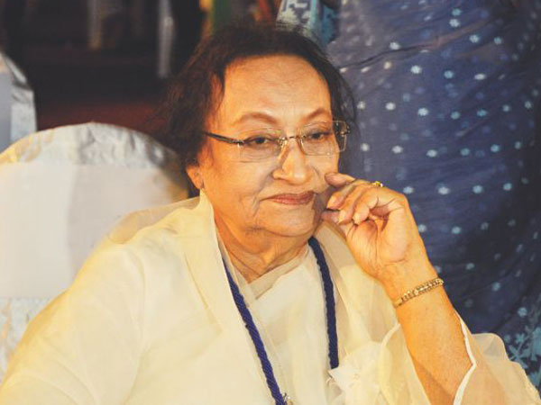 প্রয়াত কিংবদন্তী নজরুল সংগীত শিল্পী ফিরোজা বেগম প্রয়াত কিংবদন্তী নজরুল সংগীত শিল্পী ফিরোজা বেগম
