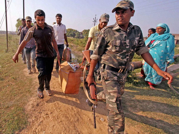বর্ধমান বিস্ফোরণ : অসম-মেঘালয় যোগসূত্র খতিয়ে দেখছে এনআইএ বর্ধমান বিস্ফোরণ : অসম-মেঘালয় যোগসূত্র খতিয়ে দেখছে এনআইএ