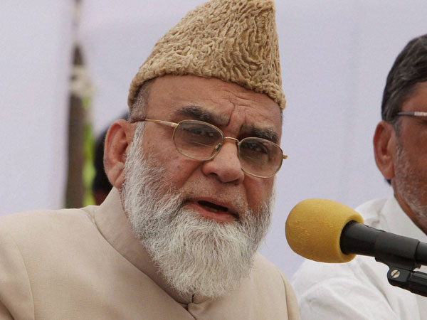 'কে বলেছে আমাদের মুখপাত্র হতে?' মোদীকে তিরস্কার করায় শাহি ইমামের উপর ক্ষুব্ধ মুসলিমরা 'কে বলেছে আমাদের মুখপাত্র হতে?' মোদীকে তিরস্কার করায় শাহি ইমামের উপর ক্ষুব্ধ মুসলিমরা