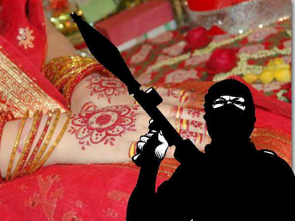 স্থানীয় মহিলাদের বিয়ে করে বাংলায় স্থায়ী ঘাঁটি বানানো ছক ছিল জেএমবি-র স্থানীয় মহিলাদের বিয়ে করে বাংলায় স্থায়ী ঘাঁটি বানানো ছক ছিল জেএমবি-র