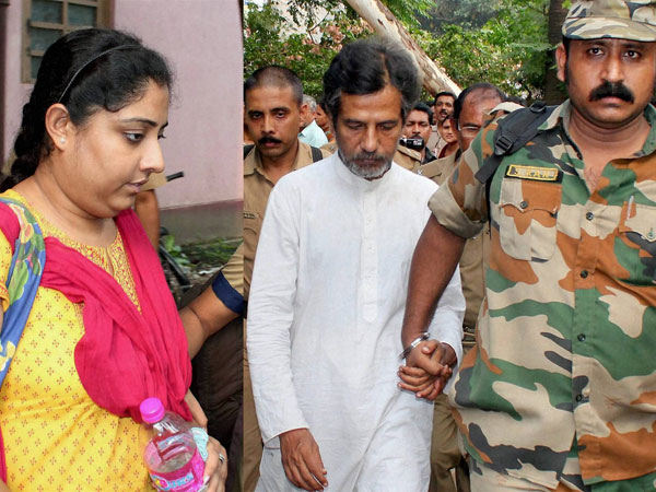 সারদা কাণ্ডে দ্বিতীয় চার্জশিট সিবিআই-এর, নাম নেই প্রভাবশালীদের সারদা কাণ্ডে দ্বিতীয় চার্জশিট সিবিআই-এর, নাম নেই প্রভাবশালীদের