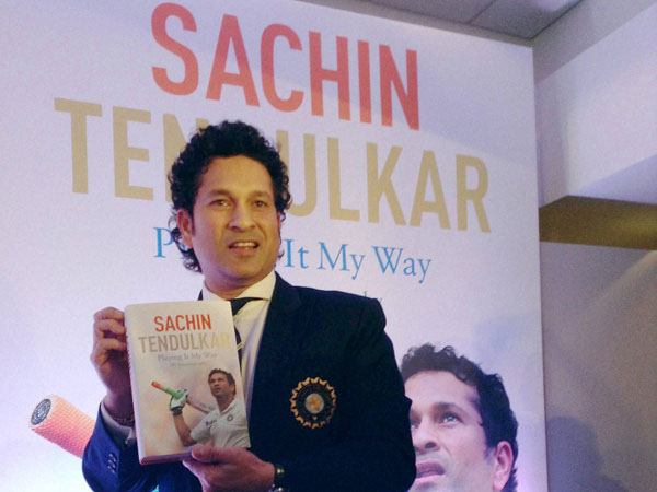 বায়োপিকে শচীনের নামভূমিকায় অভিনয় করবেন তেণ্ডুলকরই! বায়োপিকে শচীনের নামভূমিকায় অভিনয় করবেন তেণ্ডুলকরই!
