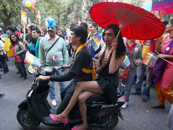 সমকামীদের 'স্বাভাবিক' বানাতে কেন্দ্র গড়ার পরিকল্পনা গোয়া মন্ত্রীর সমকামীদের 'স্বাভাবিক' বানাতে কেন্দ্র গড়ার পরিকল্পনা গোয়া মন্ত্রীর