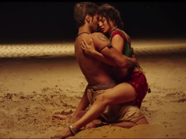 রজনীশের সঙ্গে