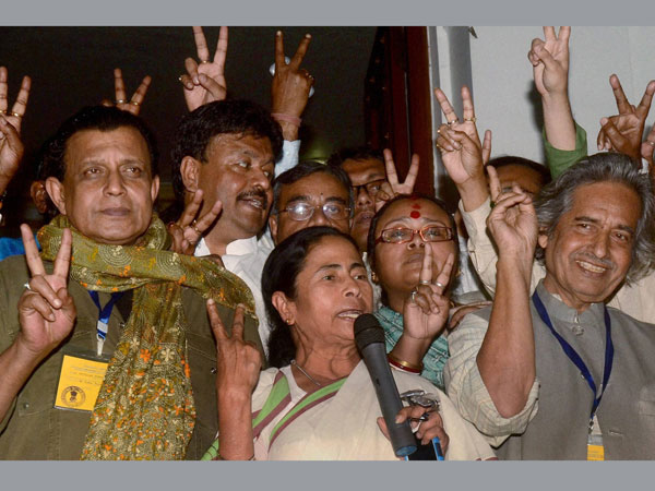 পশ্চিমবঙ্গ উপনির্বাচন: কেন হেরে গিয়েও ইতিবাচক দৃষ্টিভঙ্গি বিজেপির? পশ্চিমবঙ্গ উপনির্বাচন: কেন হেরে গিয়েও ইতিবাচক দৃষ্টিভঙ্গি বিজেপির?