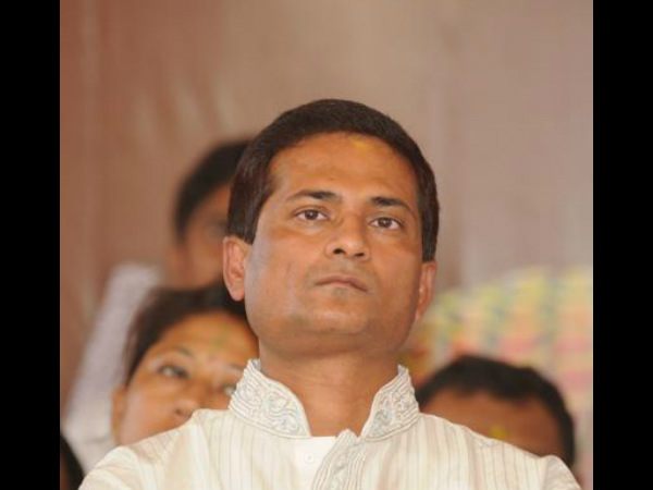 ৬ ঘন্টার জেরার পর রোজভ্যালির কর্ণধার গৌতম কুণ্ডুকে গ্রেফতার করল ইডি ৬ ঘন্টার জেরার পর রোজভ্যালির কর্ণধার গৌতম কুণ্ডুকে গ্রেফতার করল ইডি