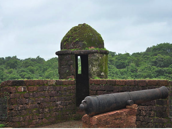রেইস মাগোস ফোর্ট