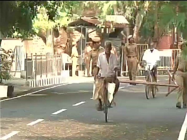কড়া নিরাপত্তা