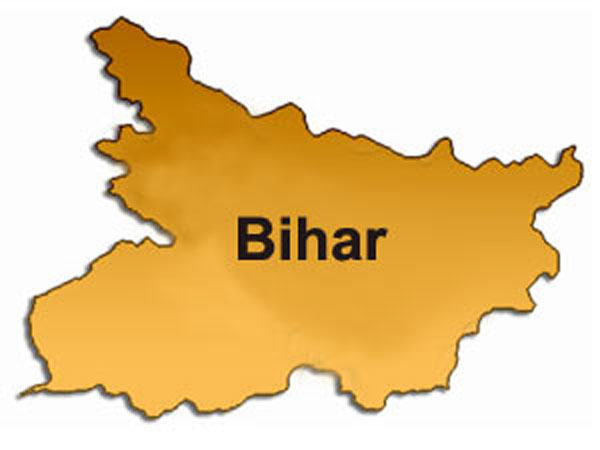 বিহারে গণ টোকাটুকি