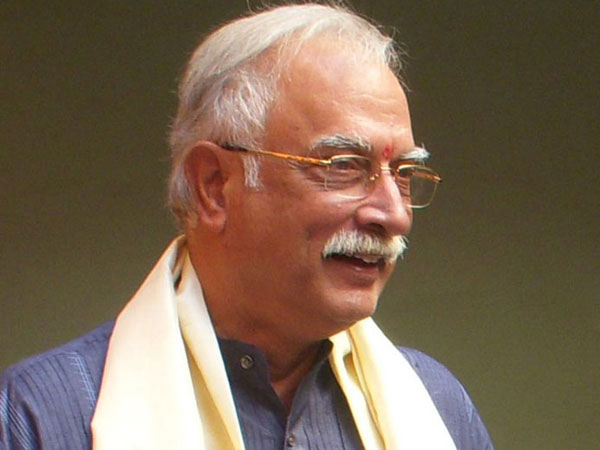 অসামরিক বিমান মন্ত্রী