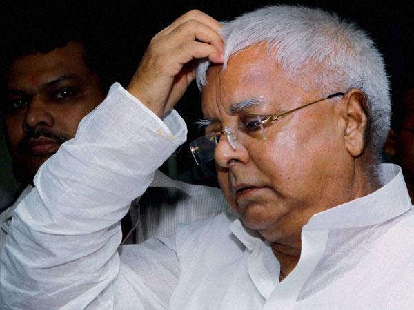 প্রধানমন্ত্রীকে লালুর তোপ