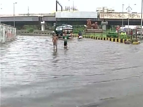 জলমগ্ন