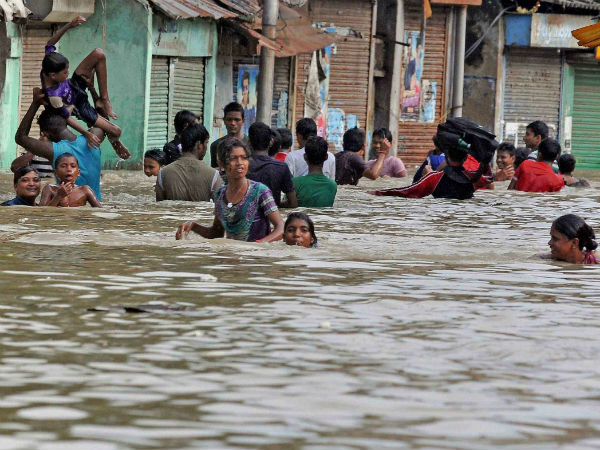 বাংলায় মৃত্যুমিছিল