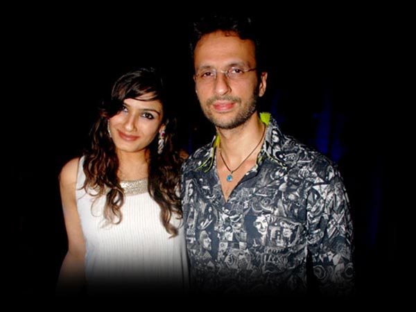 রবিনা-অনিল