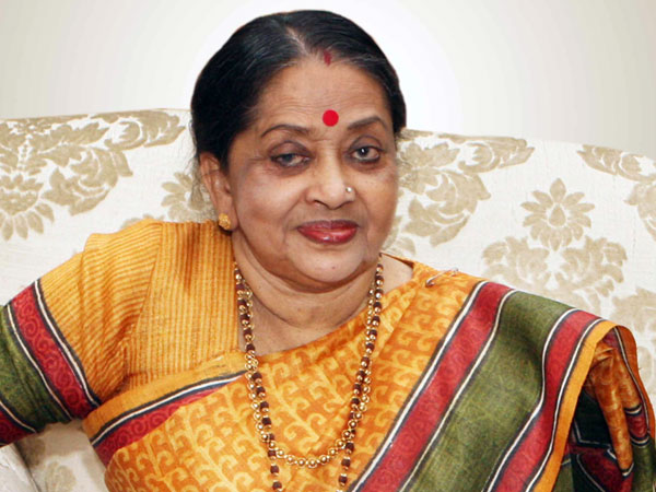 দেশের ফার্স্ট লেডির শেষকৃত্য সম্পন্ন