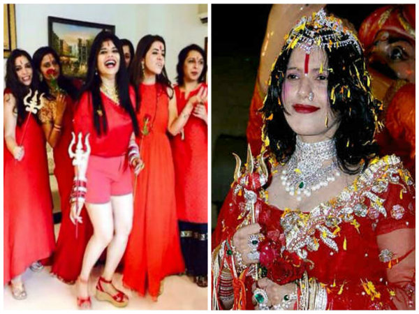 শুধু চর্চায় নয়, কিটি পার্টির থিমেও এখন 'রাধে মা'! শুধু চর্চায় নয়, কিটি পার্টির থিমেও এখন 'রাধে মা'!