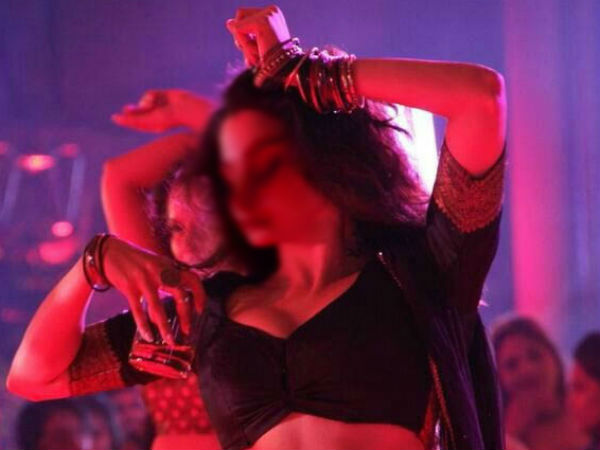 বারণ সত্ত্বেও টিভির সামনে বউয়ের নাচ : ডিভোর্স দিল স্বামী বারণ সত্ত্বেও টিভির সামনে বউয়ের নাচ : ডিভোর্স দিল স্বামী