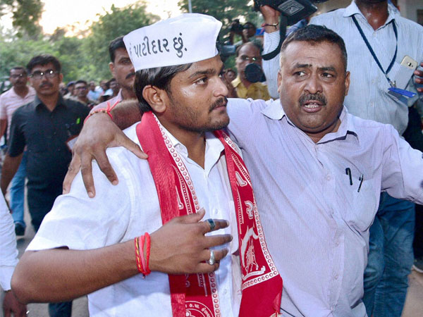 গ্রেফতার হার্দিক