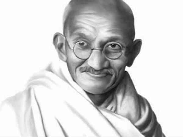মহাত্মাকে শ্রদ্ধা জ্ঞাপন