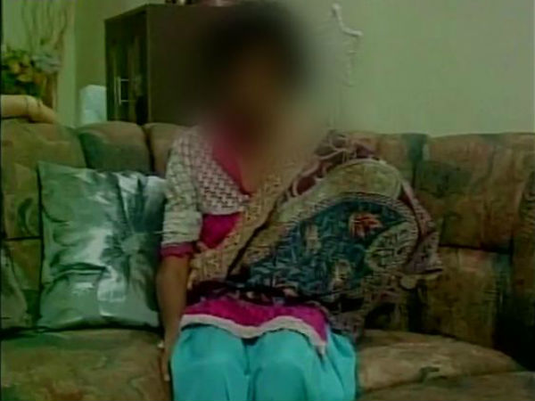 নাবালিকা নির্য়াতন