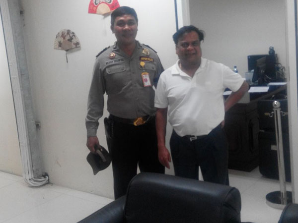 ছোটা রাজনের কাছে ভারতীয় দূতাবাসের প্রতিনিধি