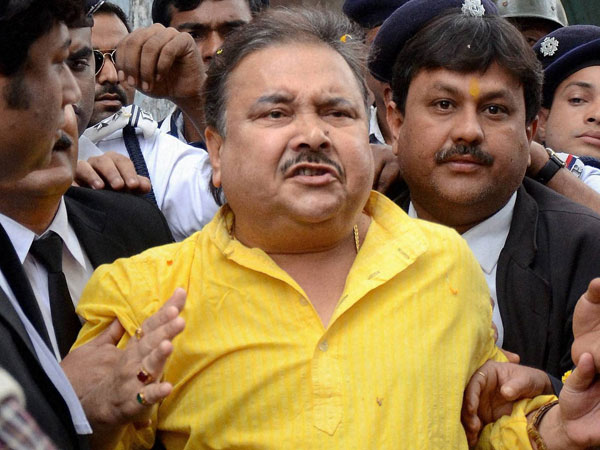 জামিনে মুক্ত মদন আপাতত পুলিশের নজরে 'গৃহবন্দি' জামিনে মুক্ত মদন আপাতত পুলিশের নজরে 'গৃহবন্দি'