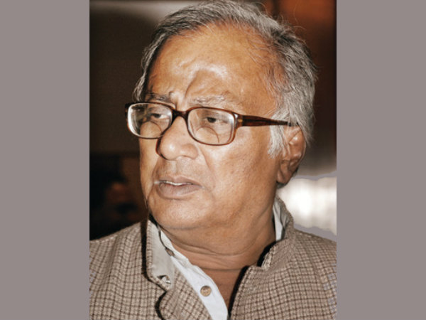 লালের পাশে সবুজ