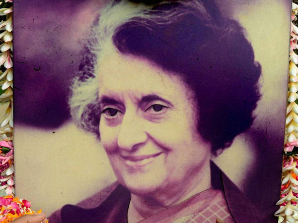 ব্রিটিশের চেয়েও ইন্দিরা খারাপ!