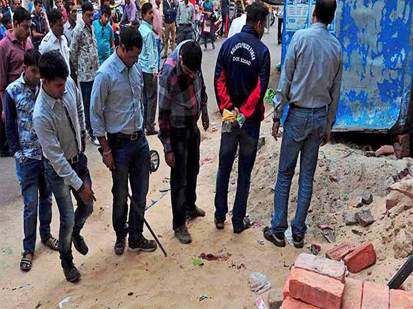 পাকিস্তানের বিশ্ববিদ্যালয়ে ভয়াবহ জঙ্গি হামলা, মৃত ২১, আহত ৫০ পাকিস্তানের বিশ্ববিদ্যালয়ে ভয়াবহ জঙ্গি হামলা, মৃত ২১, আহত ৫০
