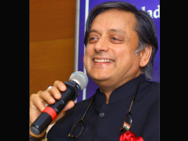 শশী থারুর, কংগ্রেস