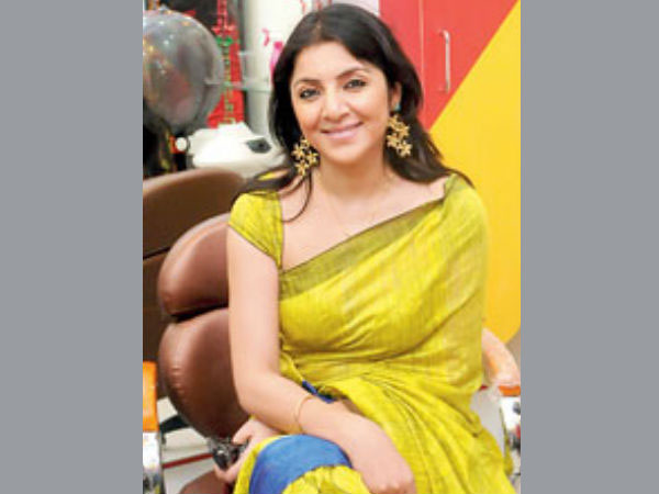 লকেটের নামে এফআইআর