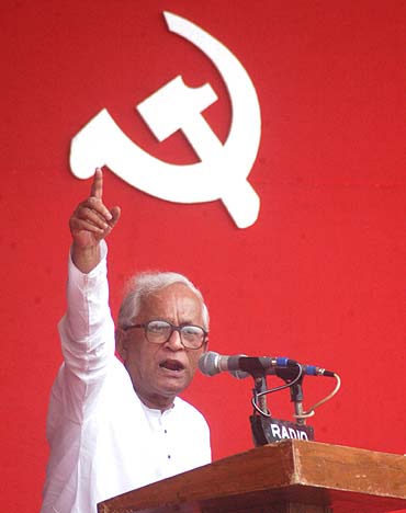 রোড শোতে নামছেন বুদ্ধ