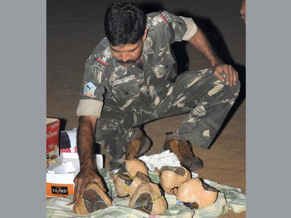 Bomb factory seized by police in Khiderpore, Kolkata Bomb factory seized by police in Khiderpore, Kolkata